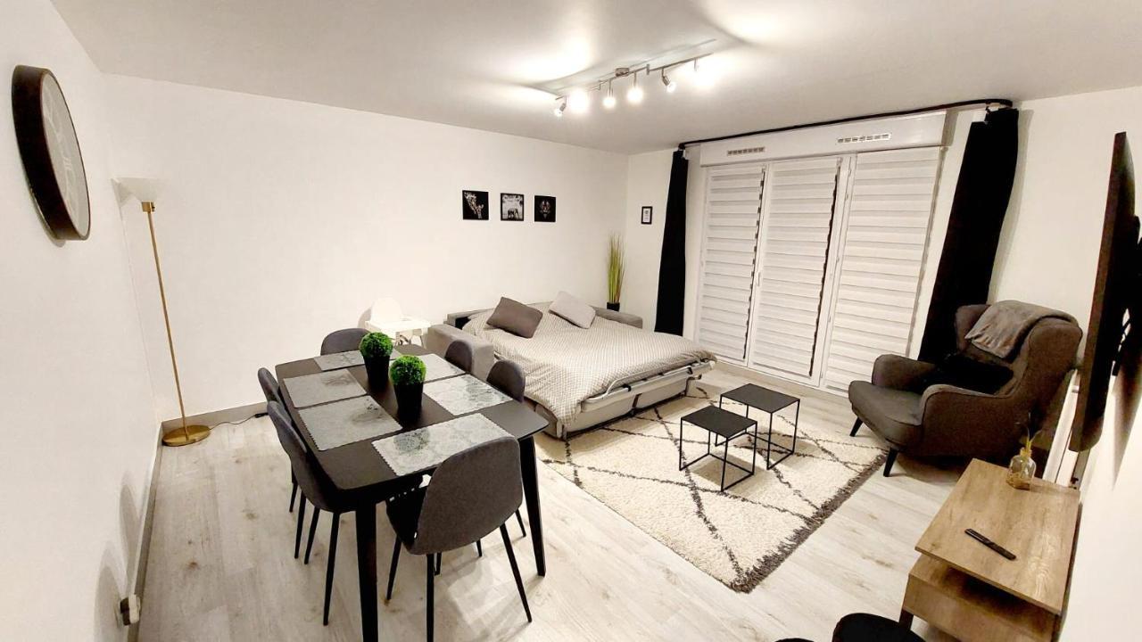 Cosy Home 2, 2 Chambres, 6 Personnes, 3 Min Gare, Parking Сержи Экстерьер фото