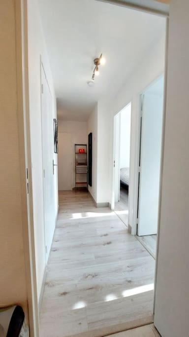 Cosy Home 2, 2 Chambres, 6 Personnes, 3 Min Gare, Parking Сержи Экстерьер фото